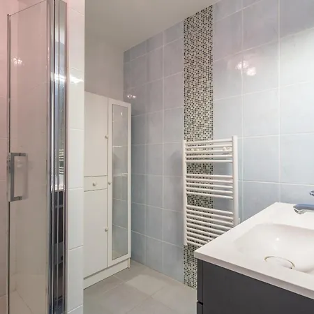 Hotel Maison Arcachon, 5 Pieces, 11 Personnes - Fr-1-319-540