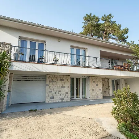 Hotel Maison Arcachon, 5 Pieces, 11 Personnes - Fr-1-319-540 Arcachon